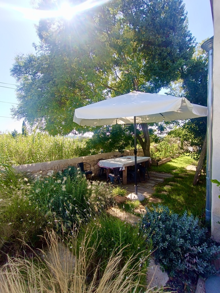 12b53d9c ec44 4690 bbac 8624859be36b 1 105 c