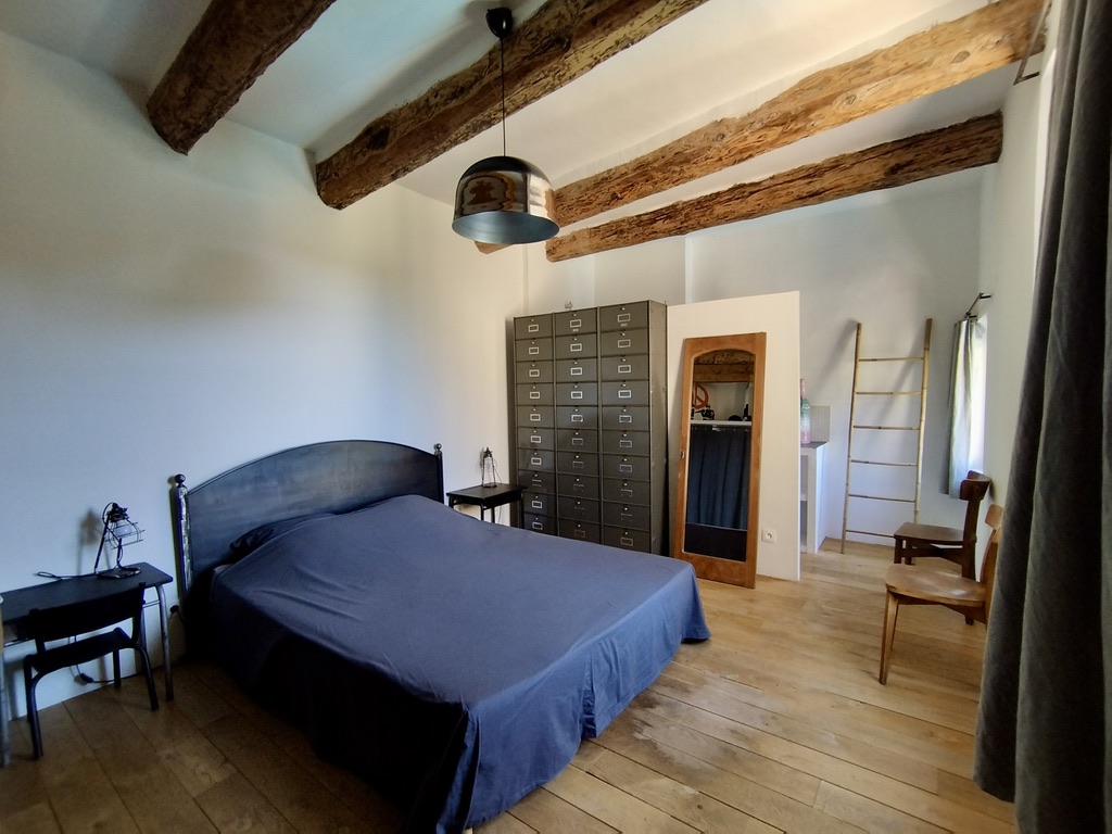 a030fa3f dd6c 4989 9045 1c46896d4f11 1 105 c